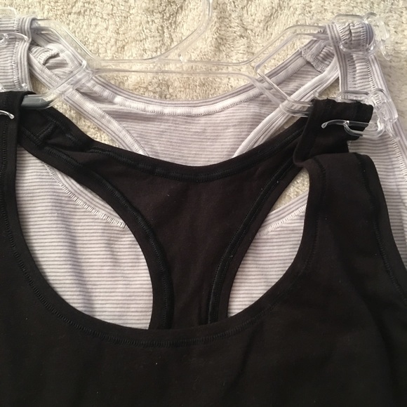 NWT Calvin Klein 2pk Bralette Blk,Gry/WhT stripe,S - Picture 2 of 7